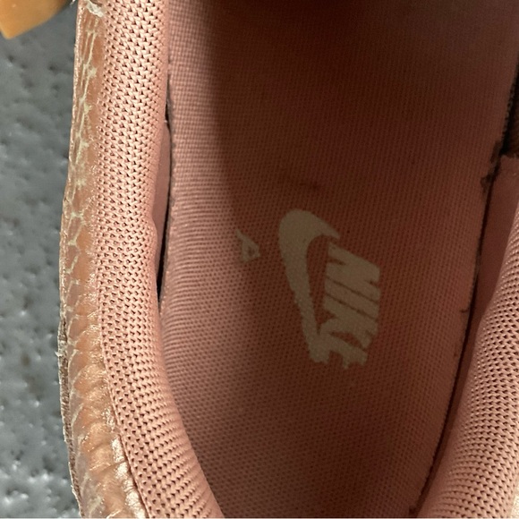 Nike Air Max 1 Bronze Snakeskin Patterned Sneakers- Women, Sz 10 - Picture 8 of 8